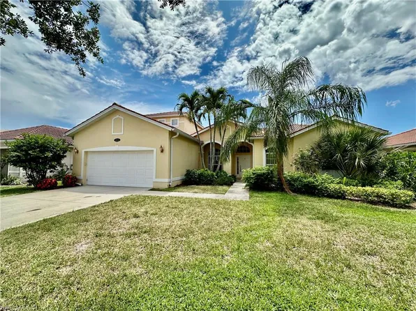 14511 Jekyll Island Ct, Naples, FL 34119