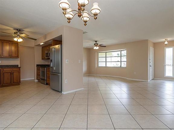 4th image of 3367 Sheffield Cir