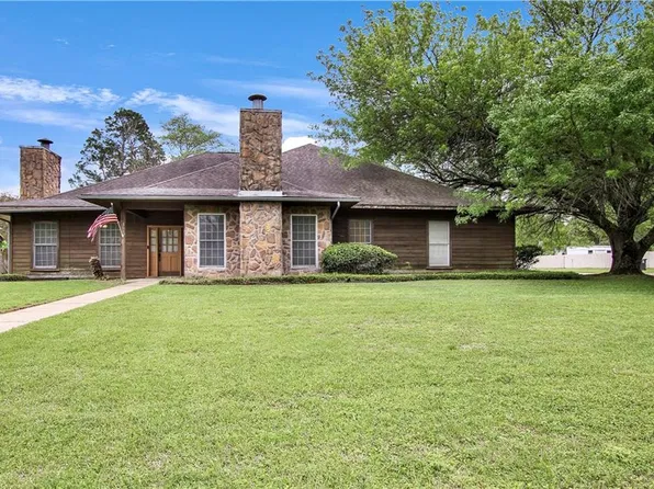 301 Saint Clair Ave, Natchitoches, LA 71457