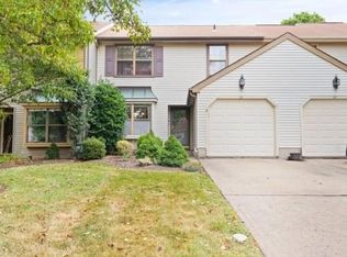 42 Foxhill Ln, Hillsborough, NJ 08844
