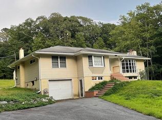 170 Husson Rd, Milford, PA 18337