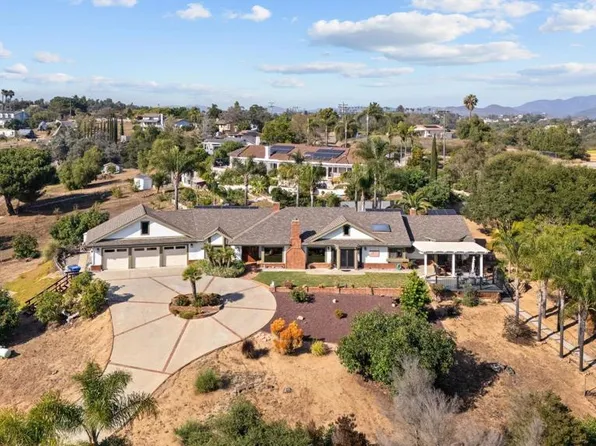 1674 Baja Vista Dr, Fallbrook, CA 92028