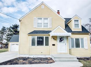 82 Allendale Rd, West Seneca, NY 14224