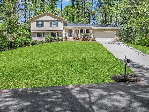 2nd image of 4329 Cedar Ridge Trl