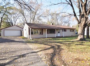 9920 Magnolia St NW, Coon Rapids, MN 55433