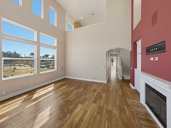 5th image of 1020 California St