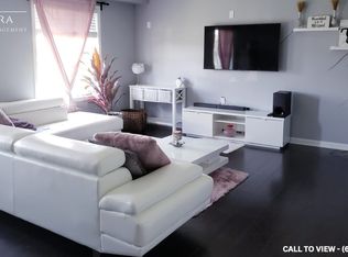 6 Henneberry Ln #7, Brampton, ON L7A 0V5