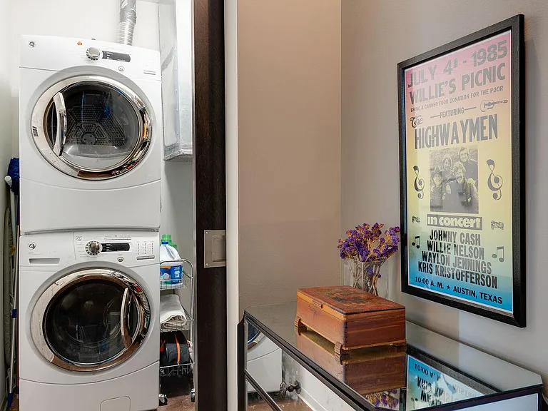 2115 Yeaman Pl #203 — Photo 7
