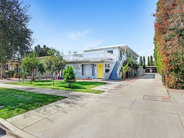 339 Western Ave — Photo 7