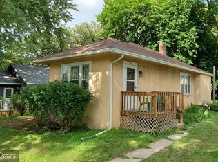 518 N 15th St, Denison, IA 51442