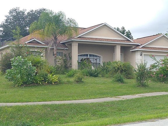 3rd image of 10505 Cedar Forest Cir