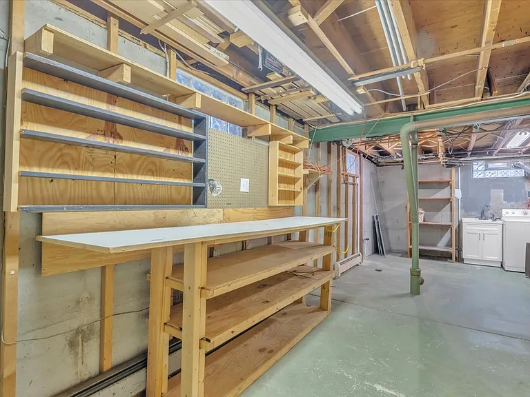 116 Segsbury Rd — Photo 15