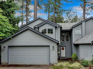 9239 SW Claridge Dr, Tigard, OR 97223