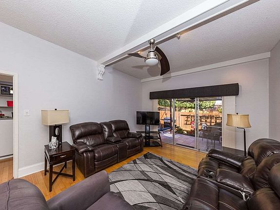 3rd image of 2901 S Palo Verde Ln Unit 1