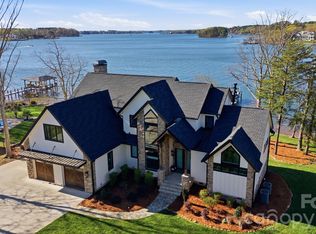 7748 Harbor Ln, Denver, NC 28037