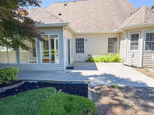 325 Paine Lake Dr Photo 1