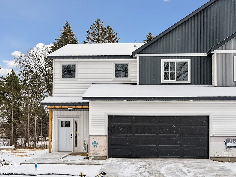 11514 Robinson Dr NW — Photo 1