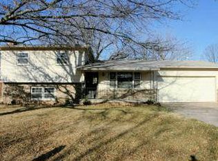 351 S 3rd St, Clearwater, KS 67026