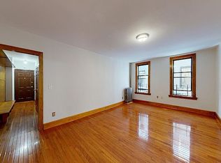 4122 49th St APT 1R, Sunnyside, NY 11104