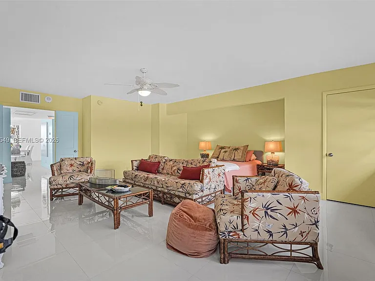 4280 Galt Ocean Dr #2F — Photo 35