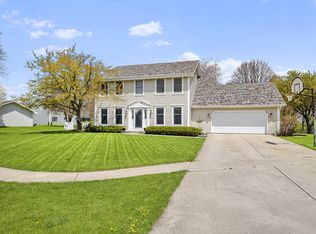 15227 S Heritage Dr, Plainfield, IL 60544