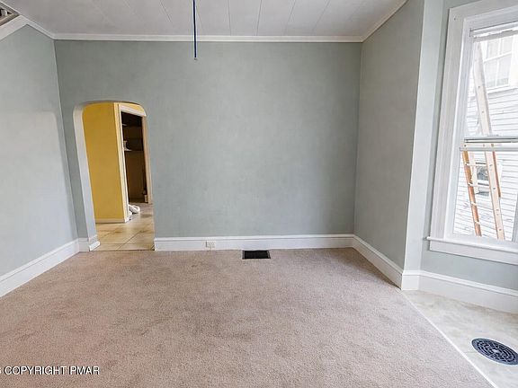 3rd image of 13 Priestly St