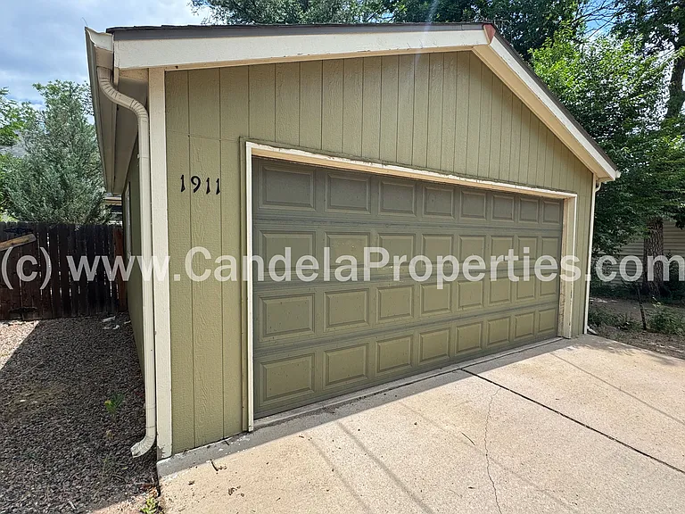 1911 W Colorado Ave — Photo 45