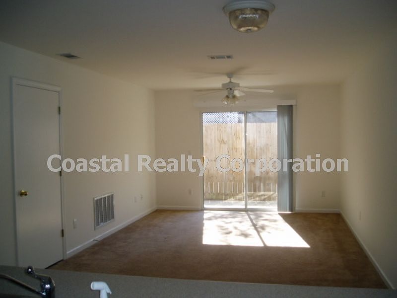 2nd image of 1805 Treeline Ct