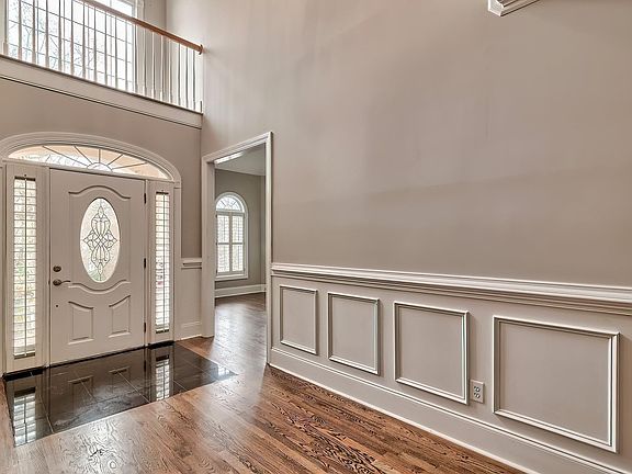 2nd image of 115 Land Stone Cir