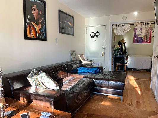 Rented by Owner | media 3