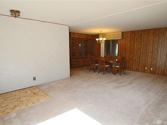 3rd image of 5409 Chelan Ln SE