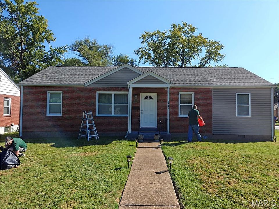 1st image of 1290 S New Florissant Rd