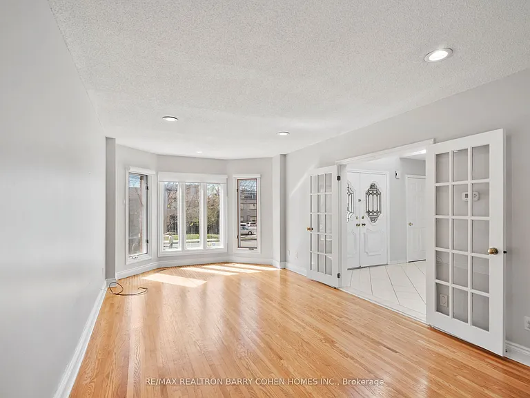 238 Spring Garden Ave — Photo 5