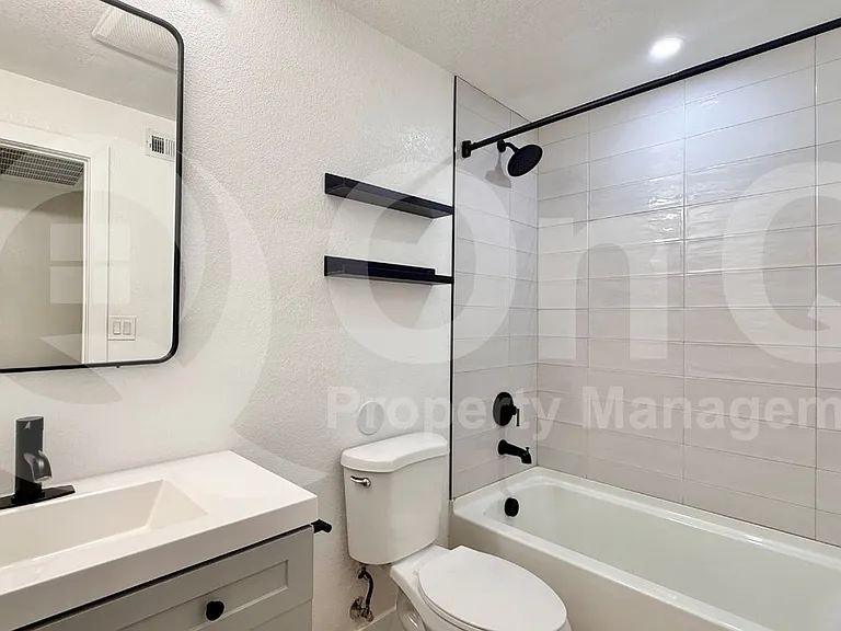 1840 W Thomas Rd #14 — Photo 12