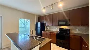 Building Photo - 2052 Cypress Bay Blvd