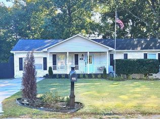 202 Noble Ln, Jacksonville, NC 28546
