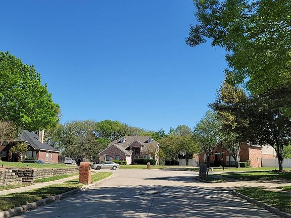 4th image of 1723 Vicksburg Dr