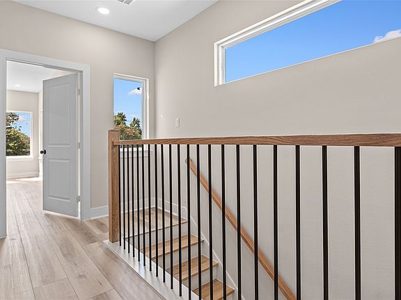 5th image of 3145 Stag Rd