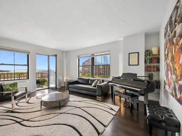 1 Greene St #601-2, Jersey City, NJ 07302