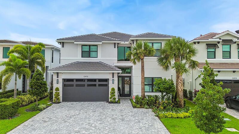 1st image of 12470 Solana Bay Cir Floor 33