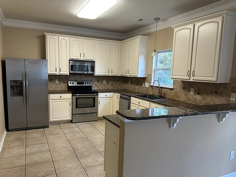 17313 Baldwin Hall Dr — Photo 9