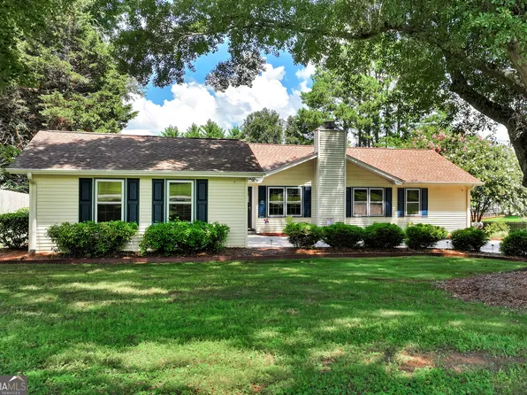 5658 Raintree Trce, Oakwood, GA 30566