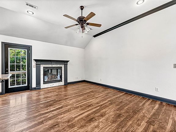 5th image of 3 Rhonda Ln