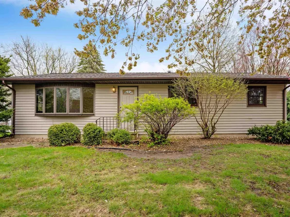 800 Monroe St, La Porte City, IA 50651