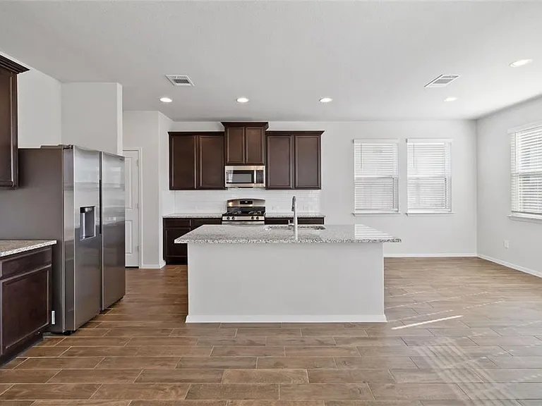 5613 Respinto Dr — Photo 11