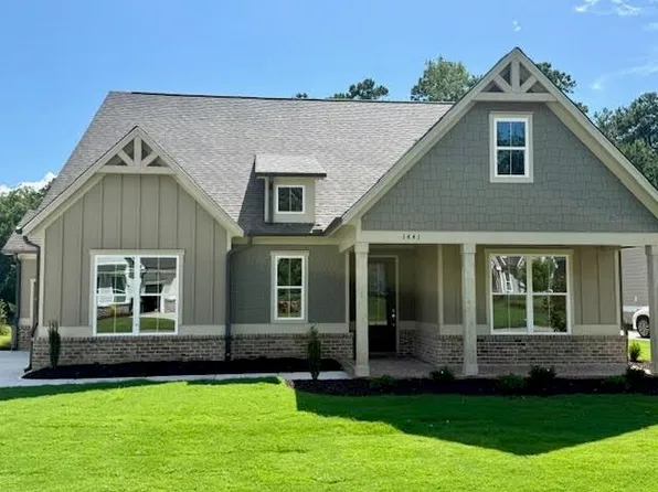 1441 Lake Dr, Greensboro, GA 30642