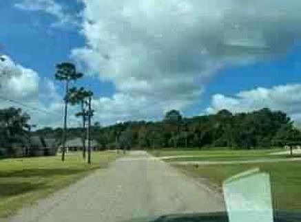 2nd image of 1800 Summerville Ln