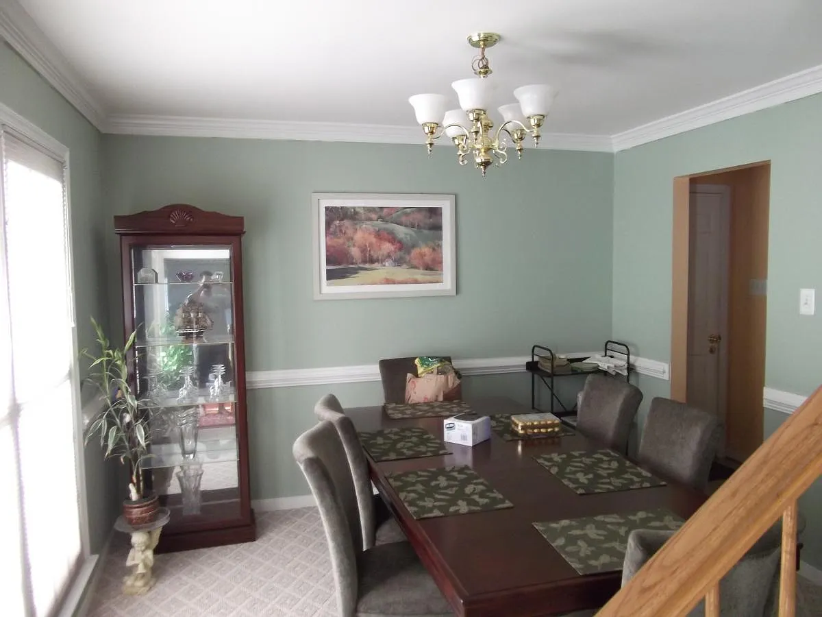 4 bed, 2.5 bath, 2346 sqft, $2,700 — Photo 3