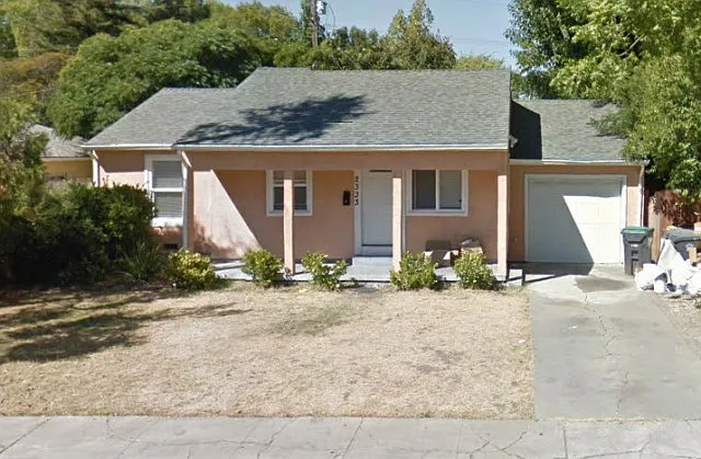 2333 Raymond Ave photo 1