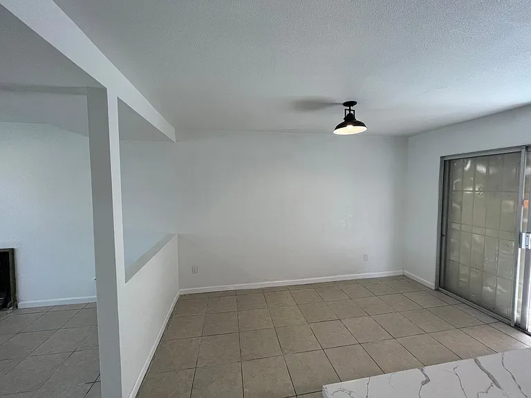 1120 Bahia Ct #A — Photo 4